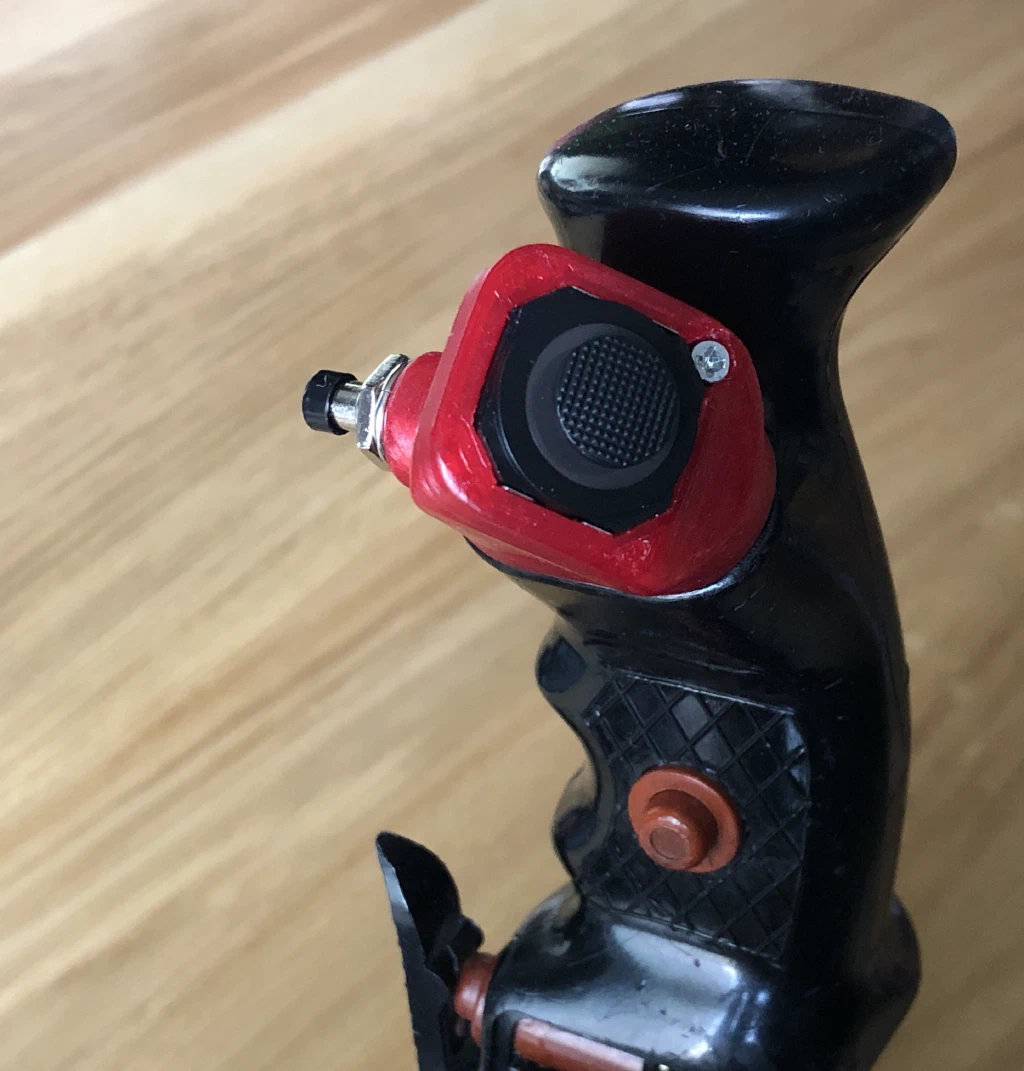 003 POV switch assembled into the joystick 003 POV switch assembled into the joystick