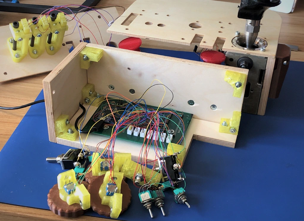 009 Assembly into the chassis